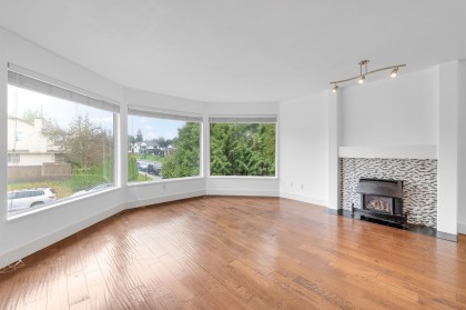 Photo 3 at 23003 Reid Avenue, East Central, Maple Ridge