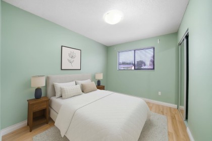 Photo 13 at 22970 Storey Avenue, East Central, Maple Ridge