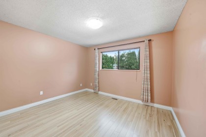 Photo 11 at 22970 Storey Avenue, East Central, Maple Ridge