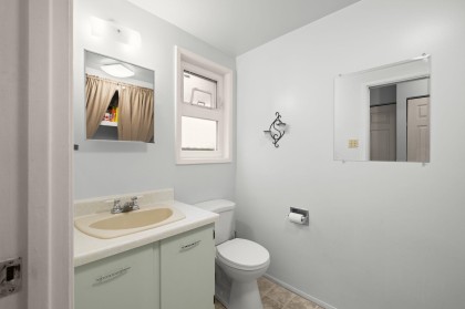 Photo 12 at 14 - 3046 Coast Meridian Road, Birchland Manor, Port Coquitlam