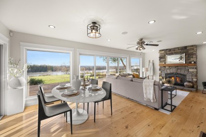 Photo 12 at 21866 River Road, West Central, Maple Ridge