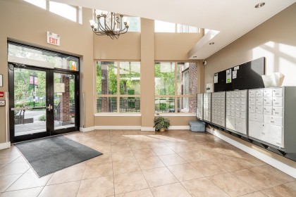 Photo 5 at 407 - 2628 Maple Street, Central Pt Coquitlam, Port Coquitlam