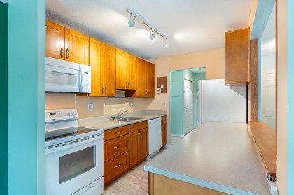 Photo 12 at 213 - 2381 Bury Avenue, Central Pt Coquitlam, Port Coquitlam