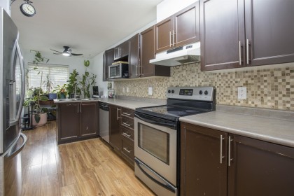 Photo 5 at 8 - 20985 Camwood Avenue, Southwest Maple Ridge, Maple Ridge