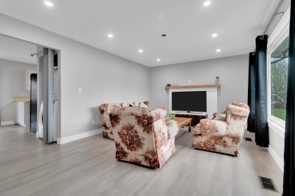 Photo 8 at 32140 Bueckert Avenue, Mission BC, Mission