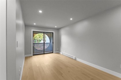 Photo 4 at 201 - 1948 Coquitlam Avenue, Glenwood PQ, Port Coquitlam