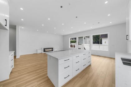 Photo 7 at 19098 Doerksen Drive, Central Meadows, Pitt Meadows