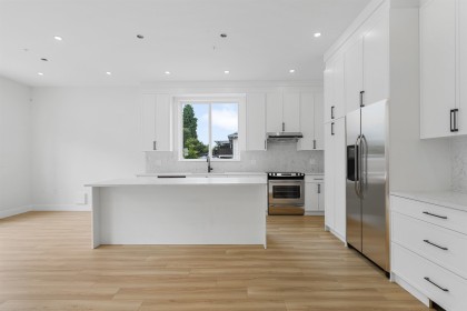 Photo 11 at 19098 Doerksen Drive, Central Meadows, Pitt Meadows