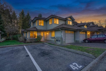 Photo 1 at 32 - 22740 116 Avenue, East Central, Maple Ridge