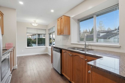 Photo 10 at 32 - 22740 116 Avenue, East Central, Maple Ridge