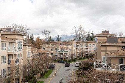 Photo 28 at 402 - 2559 Parkview Lane, Central Pt Coquitlam, Port Coquitlam