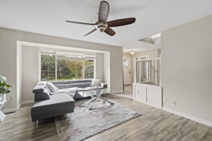 Photo 8 at 12326 234 Street, East Central, Maple Ridge