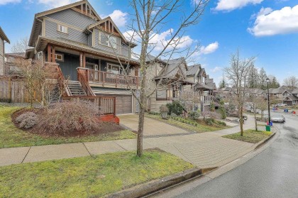 Photo 3 at 22920 Gilbert Drive, Silver Valley, Maple Ridge