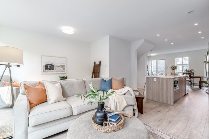 Photo 2 at 58 - 24076 112 Avenue, Cottonwood MR, Maple Ridge