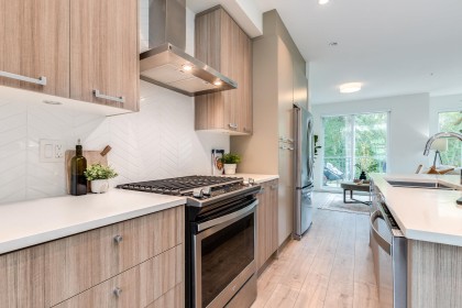 Photo 6 at 58 - 24076 112 Avenue, Cottonwood MR, Maple Ridge