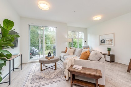 Photo 1 at 58 - 24076 112 Avenue, Cottonwood MR, Maple Ridge