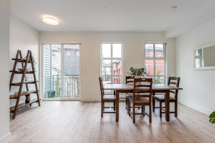 Photo 9 at 58 - 24076 112 Avenue, Cottonwood MR, Maple Ridge