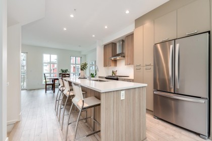 Photo 4 at 58 - 24076 112 Avenue, Cottonwood MR, Maple Ridge