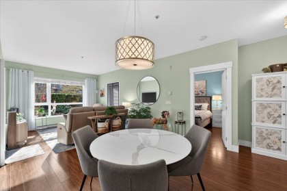 Photo 2 at 102 - 2473 Atkins Avenue, Central Pt Coquitlam, Port Coquitlam