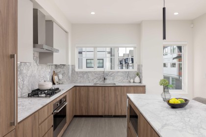 Photo 3 at 107 - 19451 Sutton Avenue, South Meadows, Pitt Meadows