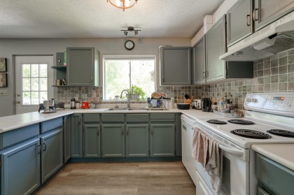 Photo 7 at 10022 Rolley Crescent, Thornhill MR, Maple Ridge