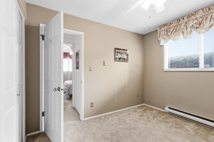 Photo 20 at 22641 Brown Avenue, East Central, Maple Ridge