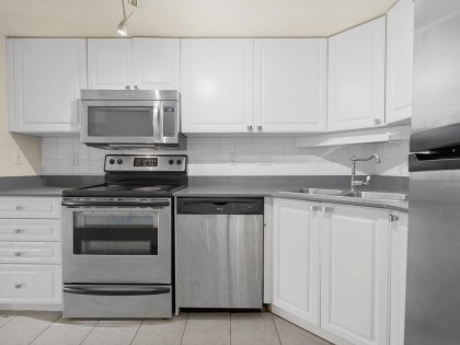Photo 9 at 205 - 2485 Atkins Avenue, Central Pt Coquitlam, Port Coquitlam