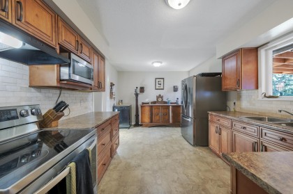 Photo 10 at 21656 Donovan Avenue, West Central, Maple Ridge