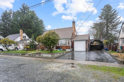 Photo 2 at 32939 10 Avenue, Mission BC, Mission