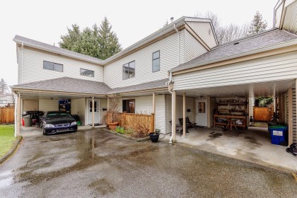 Photo 2 at 14 - 21707 Dewdney Trunk Road, West Central, Maple Ridge