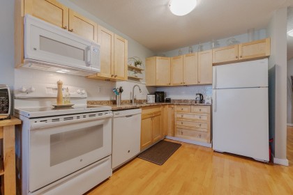 Photo 11 at 14 - 21707 Dewdney Trunk Road, West Central, Maple Ridge