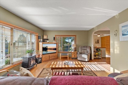 Photo 9 at 32485 Mcrae Avenue, Mission BC, Mission