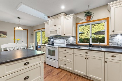 Photo 14 at 32485 Mcrae Avenue, Mission BC, Mission
