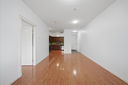 Photo 5 at 307 - 22858 Lougheed Highway, East Central, Maple Ridge