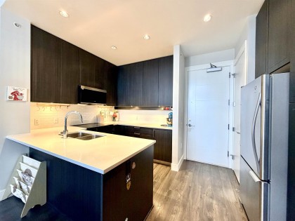 Photo 3 at 406 - 2307 Ranger Lane, Riverwood, Port Coquitlam