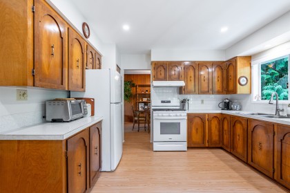 Photo 8 at 23140 136 Avenue, Silver Valley, Maple Ridge