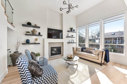 Photo 12 at 2472 Glenwood Avenue, Woodland Acres PQ, Port Coquitlam