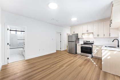 Photo 32 at 2472 Glenwood Avenue, Woodland Acres PQ, Port Coquitlam