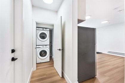 Photo 33 at 2472 Glenwood Avenue, Woodland Acres PQ, Port Coquitlam