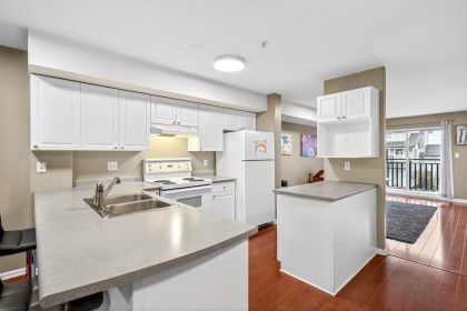 Photo 10 at 36 - 2927 Fremont Street, Riverwood, Port Coquitlam