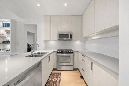 Photo 12 at 416 - 550 Seaborne Place, Riverwood, Port Coquitlam