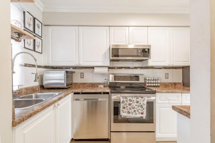 Photo 3 at 107 - 1570 Prairie Avenue, Glenwood PQ, Port Coquitlam