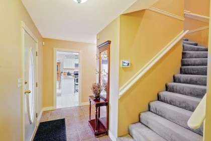 Photo 3 at 23381 Whippoorwill Avenue, Cottonwood MR, Maple Ridge