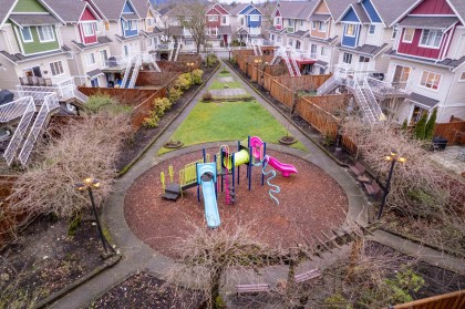 Photo 3 at 6 - 1108 Riverside Close, Riverwood, Port Coquitlam