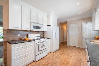 Photo 12 at 3726 Sefton Street, Oxford Heights, Port Coquitlam