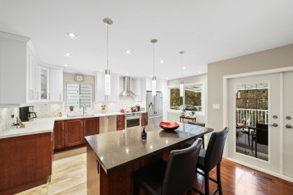 Photo 6 at 3887 Robin Place, Oxford Heights, Port Coquitlam