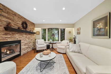 Photo 10 at 3887 Robin Place, Oxford Heights, Port Coquitlam