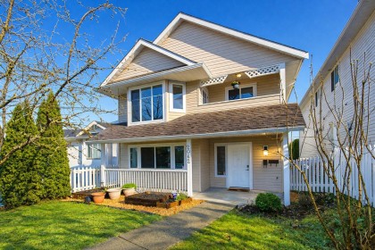 Photo 2 at 2062 Mary Hill Road, Mary Hill, Port Coquitlam