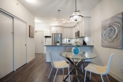 Photo 3 at 405 - 2436 Kelly Avenue, Central Pt Coquitlam, Port Coquitlam