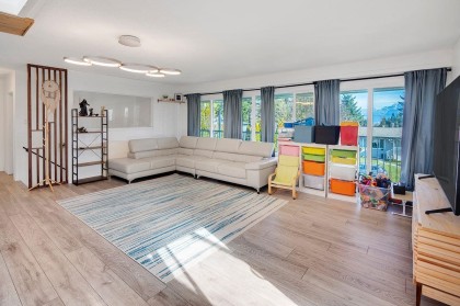 Photo 3 at 2132 Anita Drive, Mary Hill, Port Coquitlam